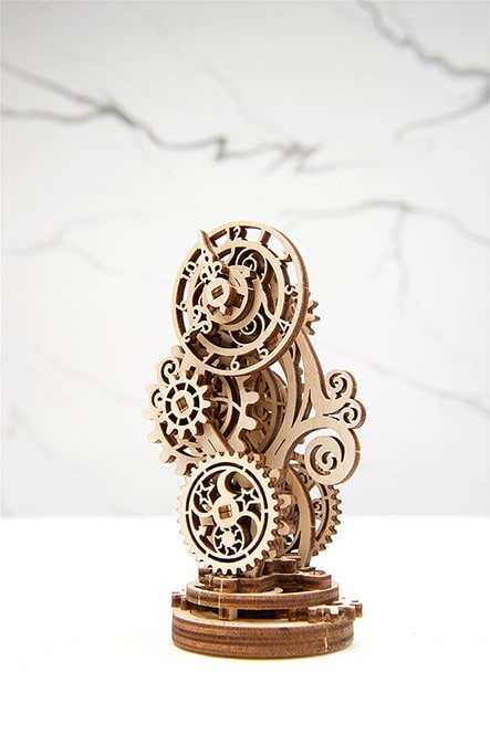 Mehaaniline mudel "Steampunk stiilis kellamudel"