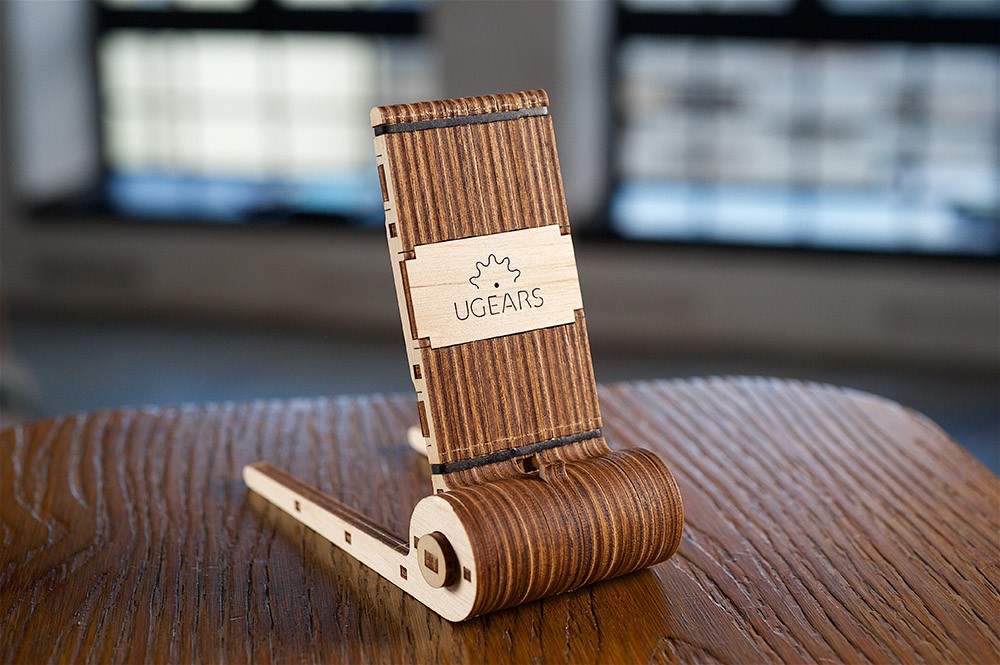 Ugears Mehaaniline mudel "Volditav telefonihoidik"