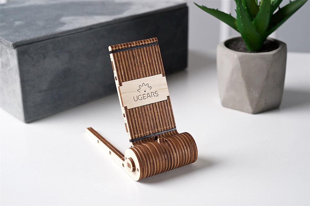 Ugears Mehaaniline mudel "Volditav telefonihoidik"