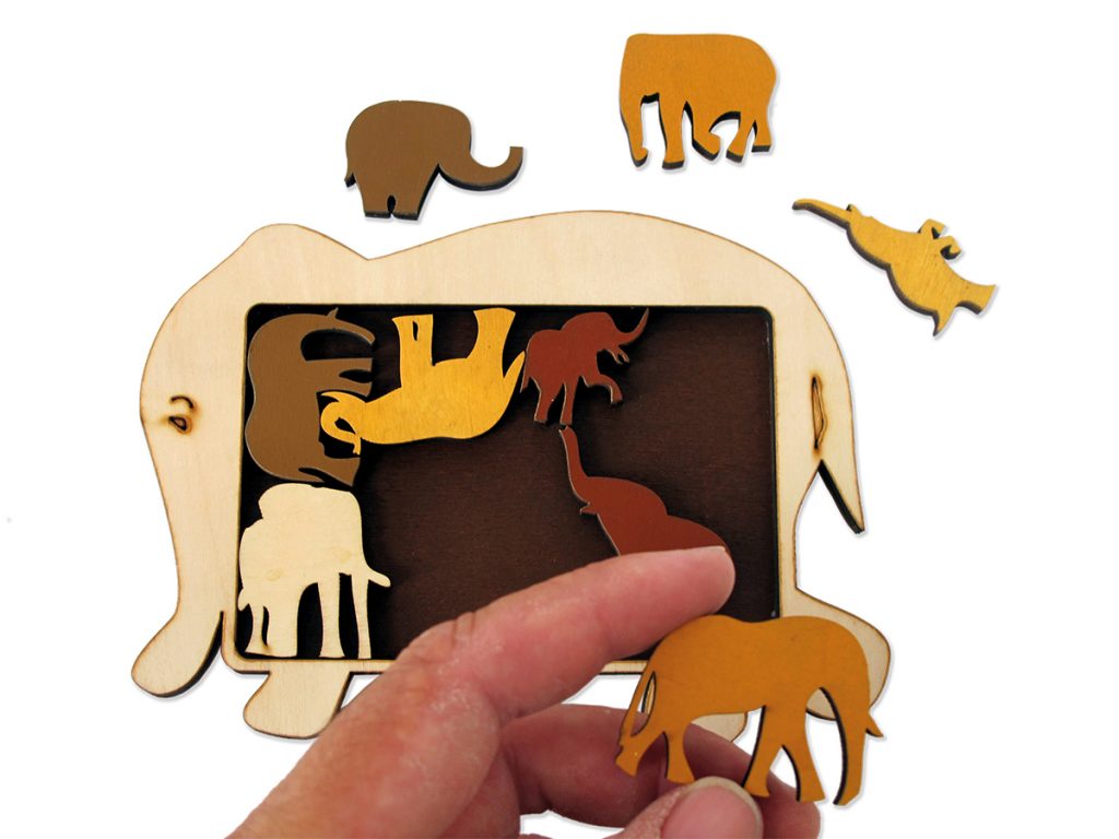 Puidust mõistatus "Elevandid"