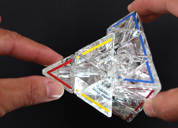 Nuputamisvigur "Pyraminx Crystal"