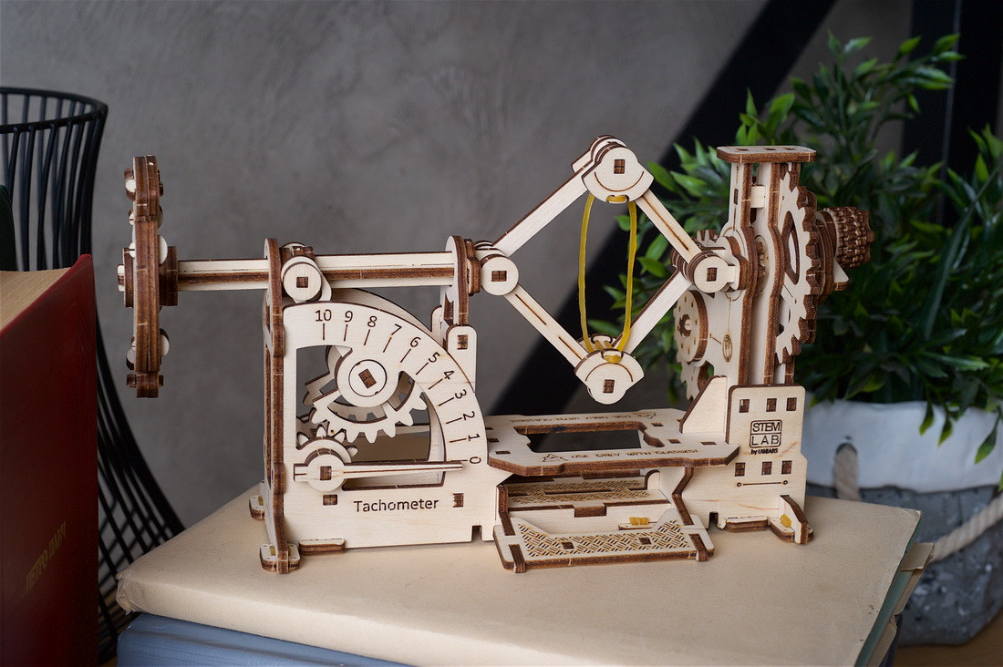 ugears tahhomeeter