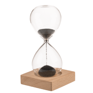 Magnetiga liivakell must